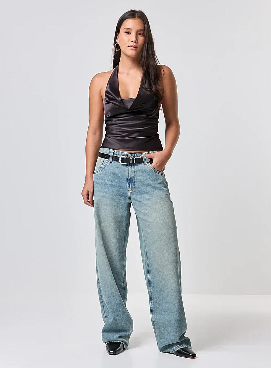 blusa cetim frente única degagê