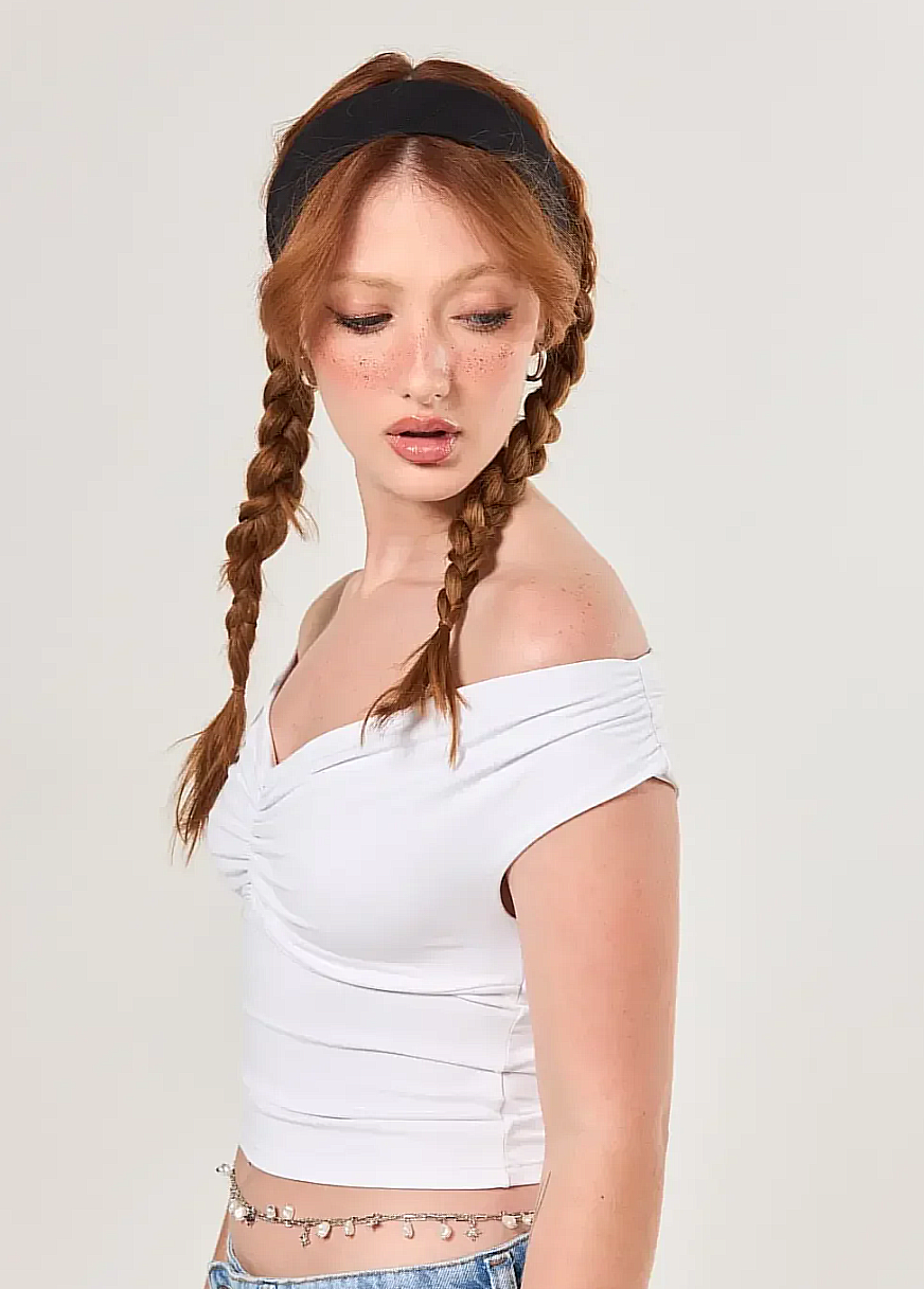 blusa poliamida branca ombro a ombro